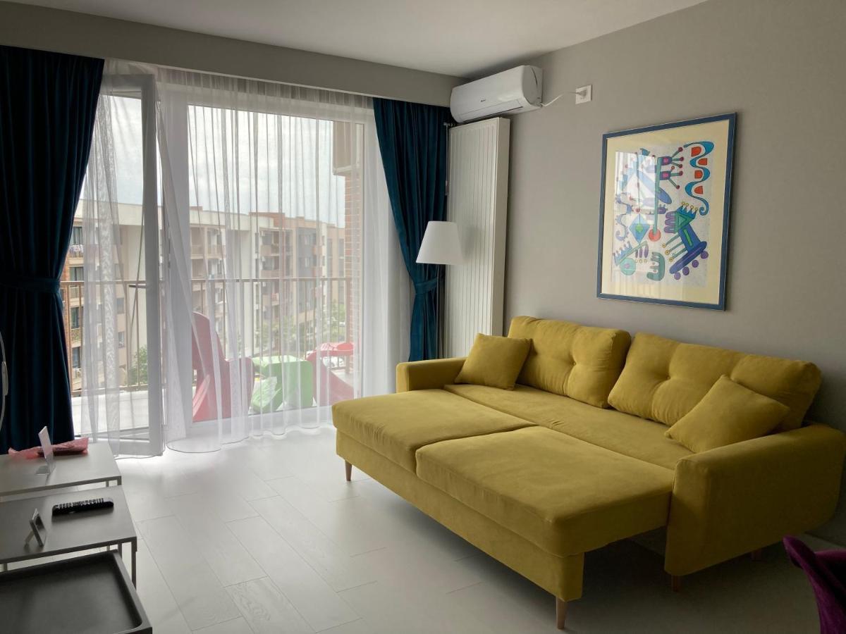 Apartamentul Max, Practic Si Confortabil Орадя Экстерьер фото