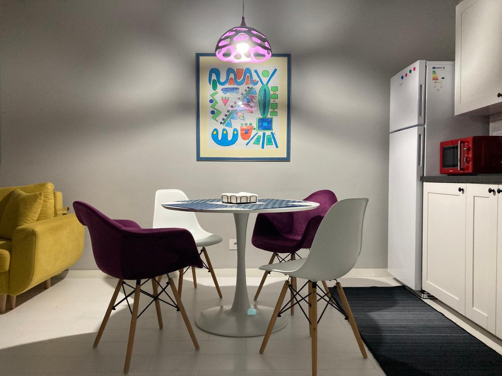 Apartamentul Max, Practic Si Confortabil Орадя Экстерьер фото