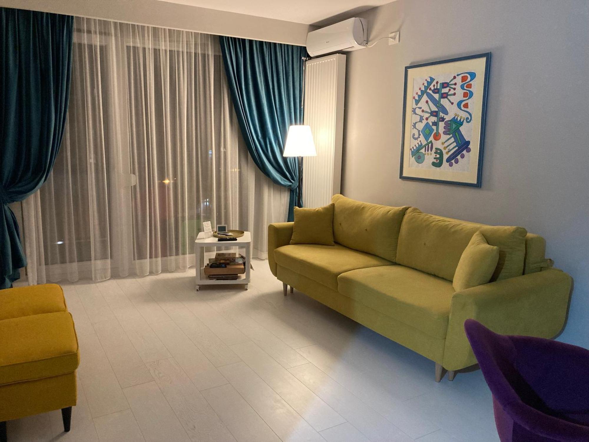 Apartamentul Max, Practic Si Confortabil Орадя Экстерьер фото